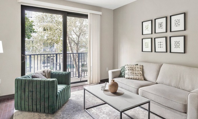 Flagler Village Apartment | Landing at Aviah - 2 Bedrooms in Central Fort L.