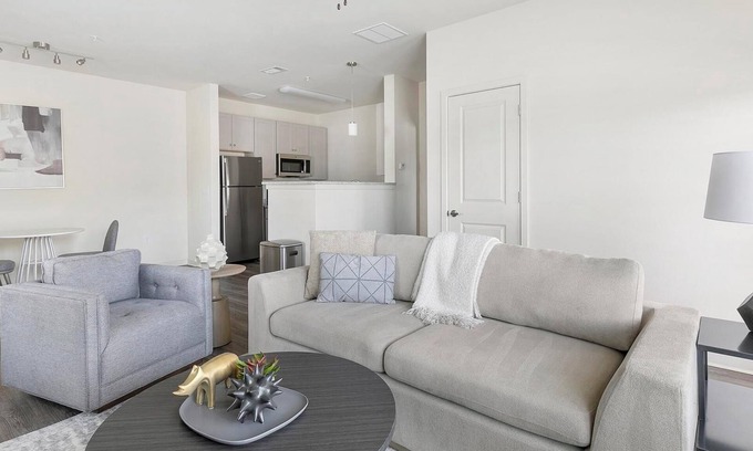 Fort Worth Apartment | Landing | Spectacular 1BD, Yoga Studio, Pool