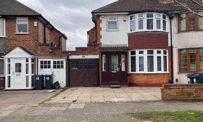 Stonnall House | Large Beautiful 3 Bed house in City of Birmingham