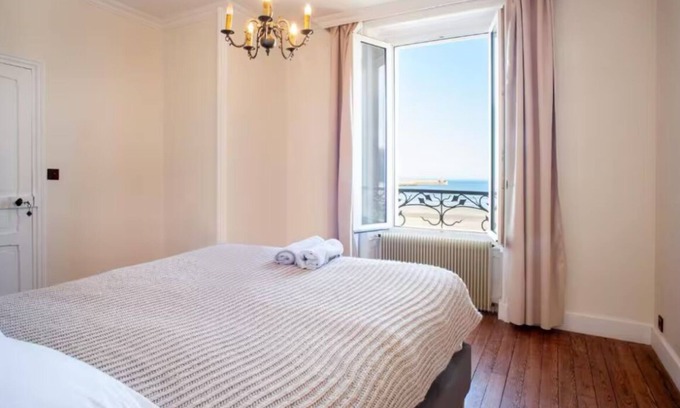 Cotes d'Armor House | Large character house