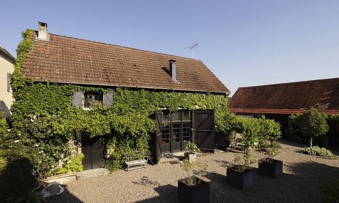 Saint-Dizier-la-Tour House | Large charming cottage * 9 ha landscaped park with swimming pool, tennis court and fishing facilities