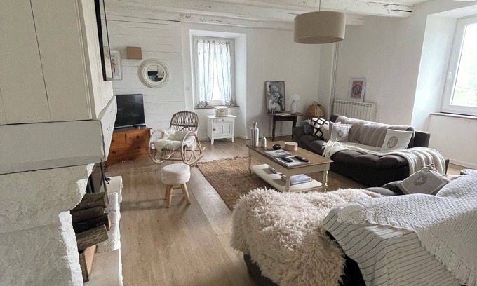 Ferrieres House | Large charming house in the heart of nature