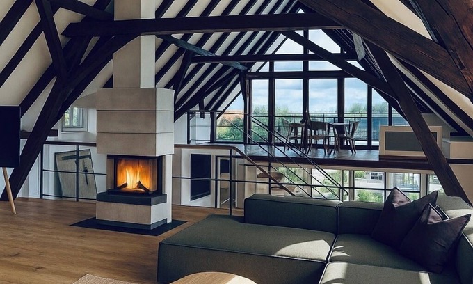 Frohburg House | Large country house with pool & fireplace - 30 min. Leipzig.