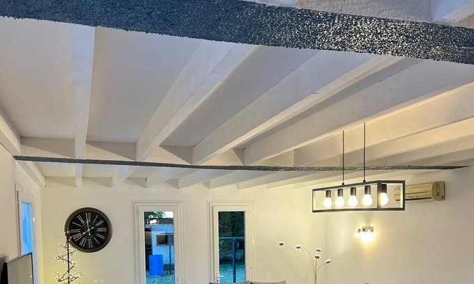 Ciez House | Large country house, calm assured