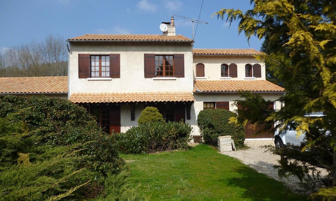 Vergt House | Large family home in the center of the Dordogne department