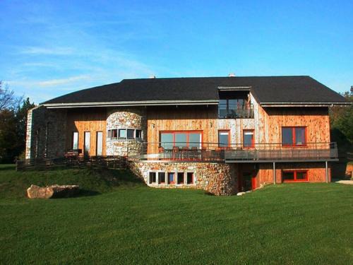 Ovifat Villa | Large Home with Sauna, Ovifat