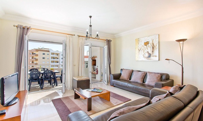 Lagos Apartment | Large Luxury 3 Bedroom Penthouse TotallyPrivate Rooftop Sun Terrace Indoor Pool