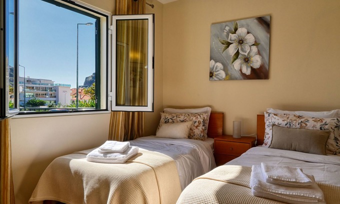 Machico Apartment | Largo dos Milagres, a Home in Madeira