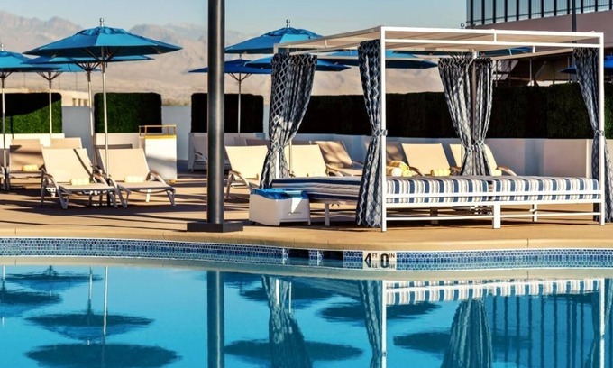 Gateway District Hotel | Las Vegas Escape! 3 Great Units, Casino, Pool, Close to High Roller!