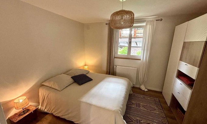 Mittelhausbergen Apartment | Le Catalpa - At the heart of an Alsatian farm