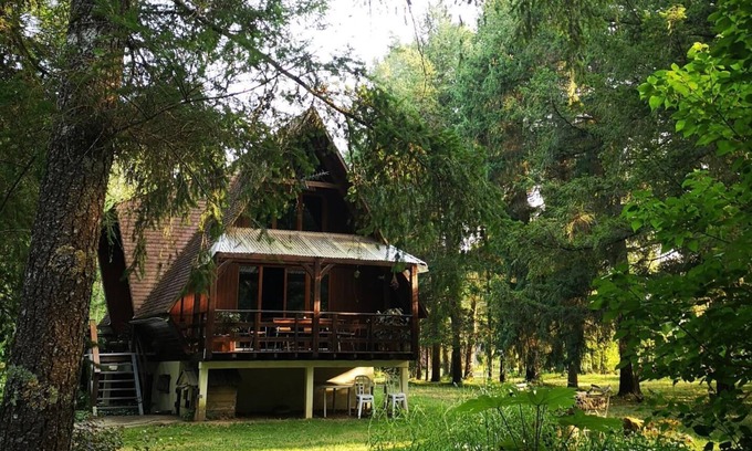 Pinsac House | Le Chalet - PINSAC - Gîte