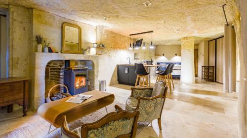 Vouvray House | Le Clos Baudoin B&B Troglo