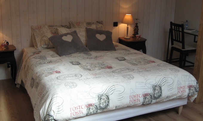 Goven House | Le Clos de la Roche is located 19 kms from Rennes, room Bretillienne