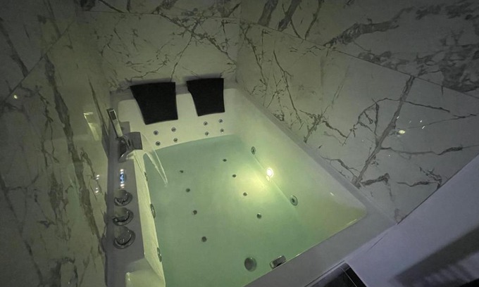 Sens Apartment | Le cocon Balnéo