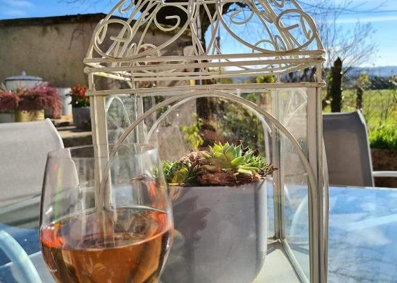 Saint-Sylvestre-sur-Lot Bed & Breakfast | Le Coq en Repos Rozemarijn