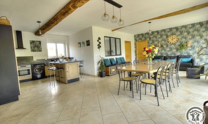 Saint-Julien-sur-Bibost House | Le Gîte Charmille - Saint Julien SUR Bibost