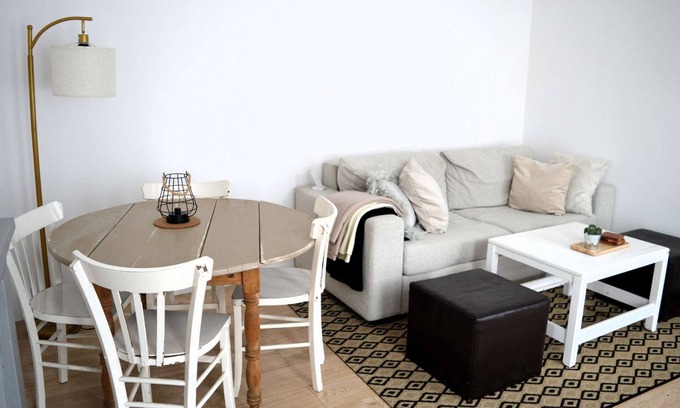 Luc-sur-Mer Apartment | Le Gambetta, 100m de la Plage en Centre Ville