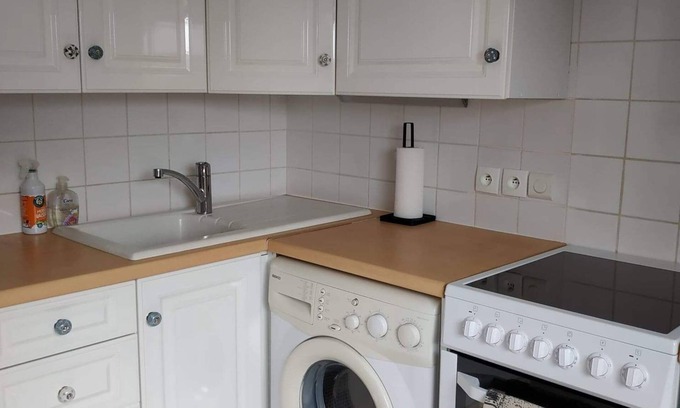 Surtainville Cottage | "Le Gite tranquille" by the sea in Surtainville