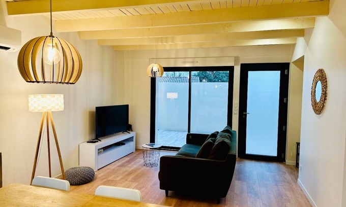 Montauban House | Le Grand * - 3 bedrooms, all new & all inclusive