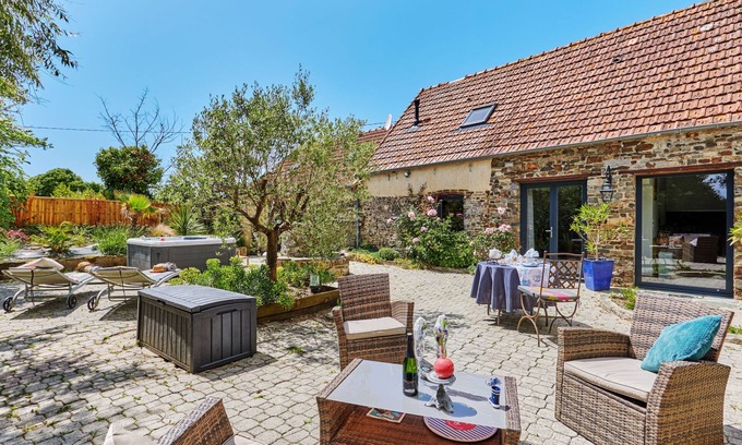 Surville House | Le Hamelinet by Interhome