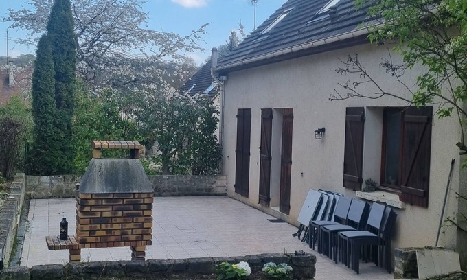 Pont-Sainte-Maxence House | LE Havre DE Pont