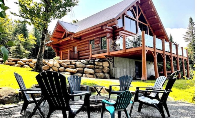 Notre-Dame-Des-Bois Cabin | Le Havre du Grand duc
