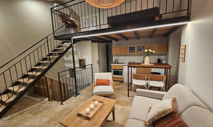 Genas Apartment | Le Mas-Loft-Private Bathroom-Apartment-Garden view