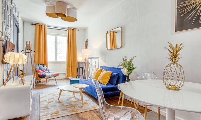 Chateauroux Apartment | Le Monocle - Appt rénové cœur de ville