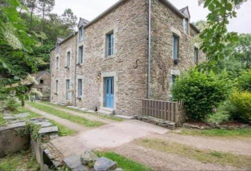 Pluherlin Apartment | Le Moulin de Gueuzon