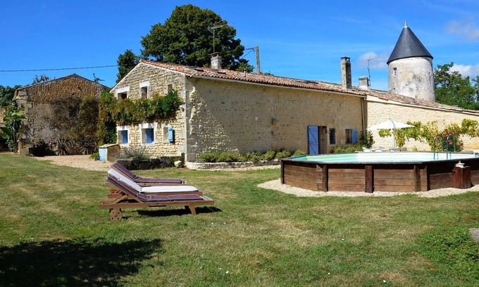 Champagnolles House | Le Moulin de l'Enclouse: Where time stands still ...