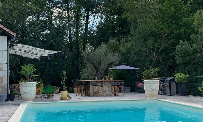 Parcoul-Chenaud House | "Le Moulin de Parcoul : Oasis de Verdure en Périgord"