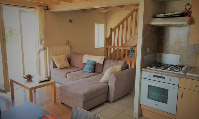 Chaponnay House | "Le nid cozy" nice duplex with character