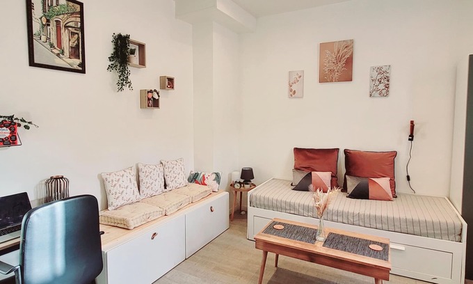 Les Pavillons-sous-Bois Apartment | Le Petit Havre de Paix/proche Paris, Aéroport CDG