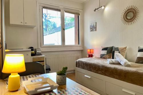 Charlier - Valvert Apartment | Le Petit Urbain - Studette 1 personne Ecully avec parking privé