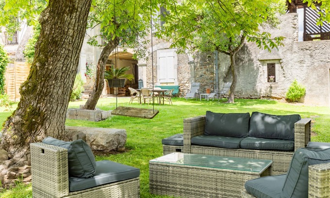 Nestier House | Le Repos du Poète