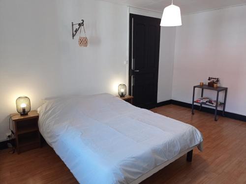 Saint-Claude Apartment | Le T3 AVEC DEUX CHAMBRES