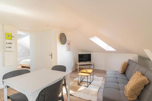 Cote Ouest Ormeaux Apartment | Le Toit Rayonnant