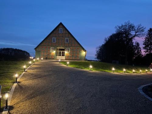 Lilienthal Apartment | Leben im Denkmal - Ganz modern