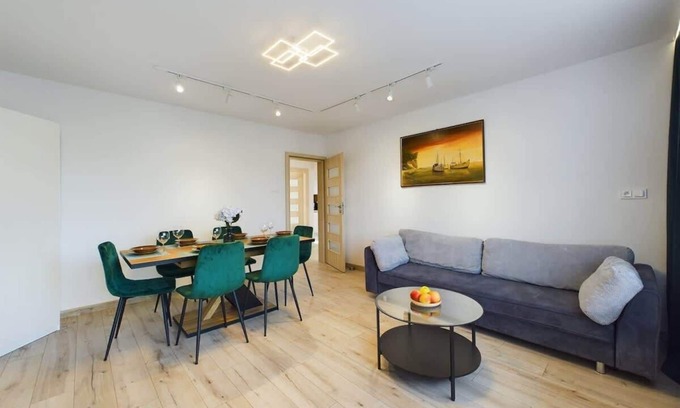 Wzgorze Swietego Maksymiliana Apartment | Legionów 34E | Stylish Apartment | Near the beach