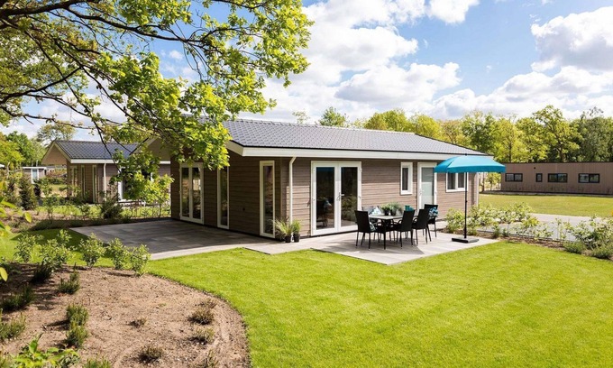 Avenhorn Ski Chalet | ✓ Leijhoeve at Park Westerkogge ✓ Holiday home for 5 people ✓ Located in Berkhout (North Holland) ✓ Waterfront holiday resort ✓ Book directly at the resort