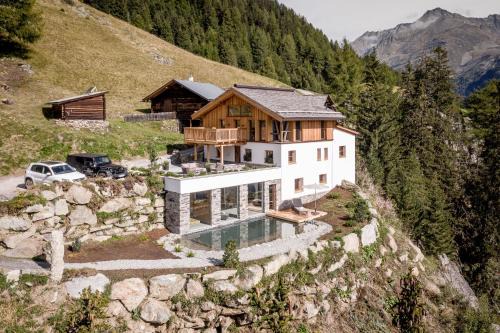 Soelden Ski Chalet | Leni Mountain Chalet
