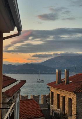 Karpenisi Apartment | Lepanto Port Vibes