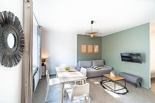 Bussiere - Cadiere Apartment | Les Amandiers 4 pers- Oullins centre-Lyon