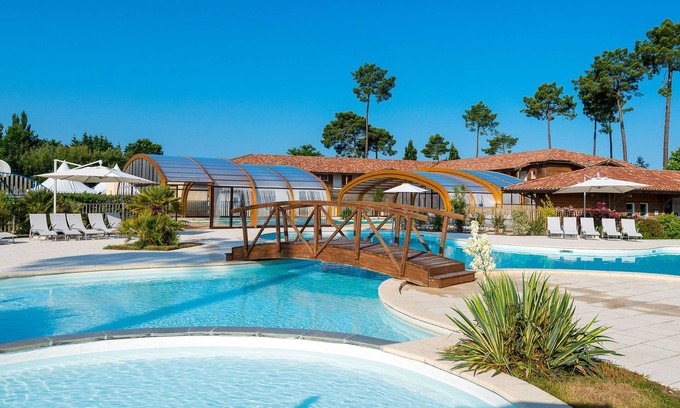 Parentis-en-Born Apartment | Les Cottages du Lac T3 by Interhome