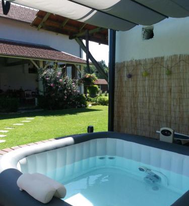 Bourriot-Bergonce Bed & Breakfast | Les Eygletières