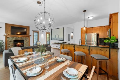 Mont-Tremblant House | Les Falaises Tremblant - Ski Inout Condo W2bdrs