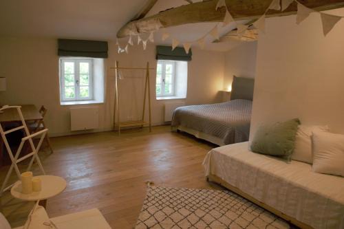 Courcoury Bed & Breakfast | Les Herbes Folles