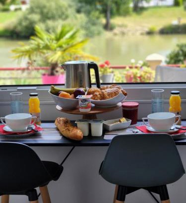 Le Perreux-sur-Marne Bed & Breakfast | Les Pingouins de la Marne 2