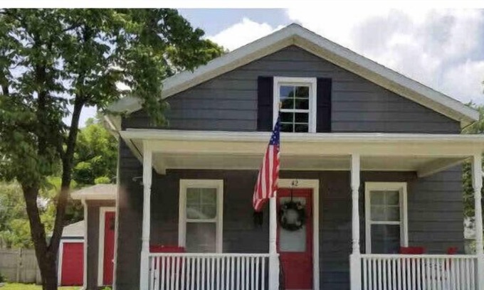 Hunt House | Letchworth State ParkThe Red door Escape! Adventure awaits!