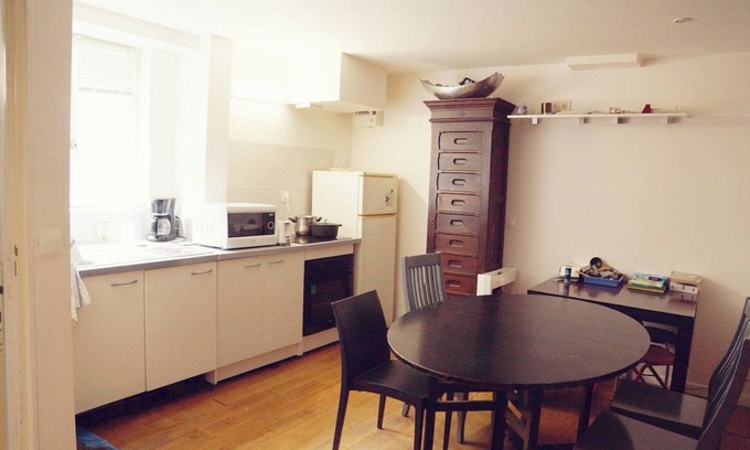 Cachan Apartment | Limited budget 55m² appt 8 pers. ground floor 20-30 mn from Paris